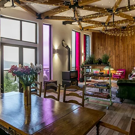 The Dome House Bed & Breakfast