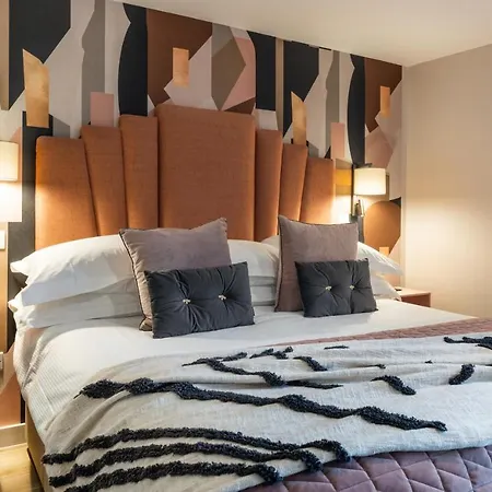 The Dome House 4* Bowness-on-Windermere