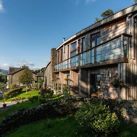 The Dome House 4*