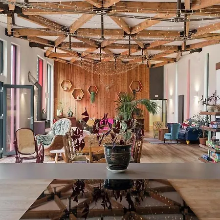 The Dome House 4* Bowness-on-Windermere