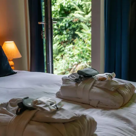 The Dome House Bed & Breakfast