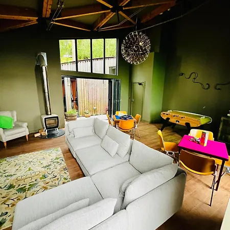 The Dome House 4*