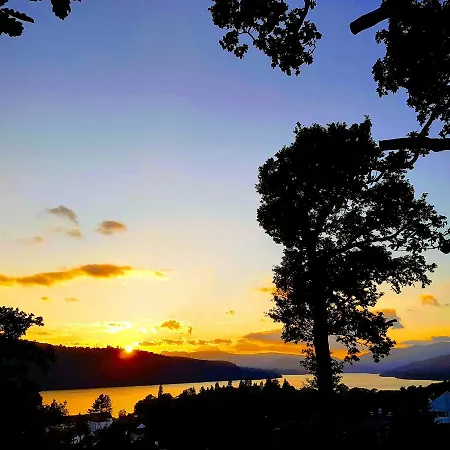 The Dome House Bed & Breakfast