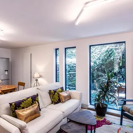 فندق مبيت وإفطار The Dome House باونيس أون وينديرمير