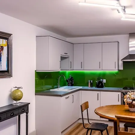 The Dome House Bed & Breakfast