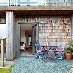Bed and breakfast The Dome House 4*