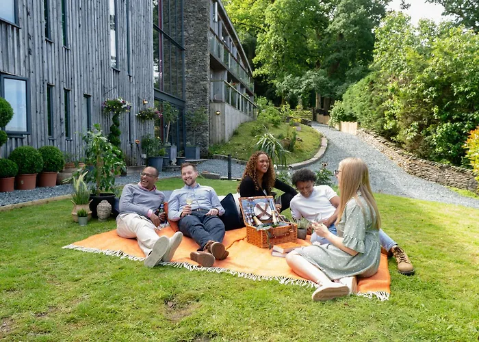 The Dome House 4* Bowness-on-Windermere