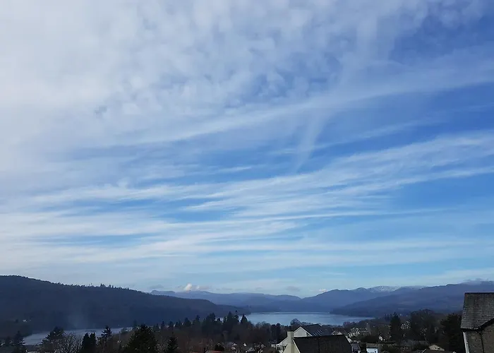 The Dome House Bed & Breakfast